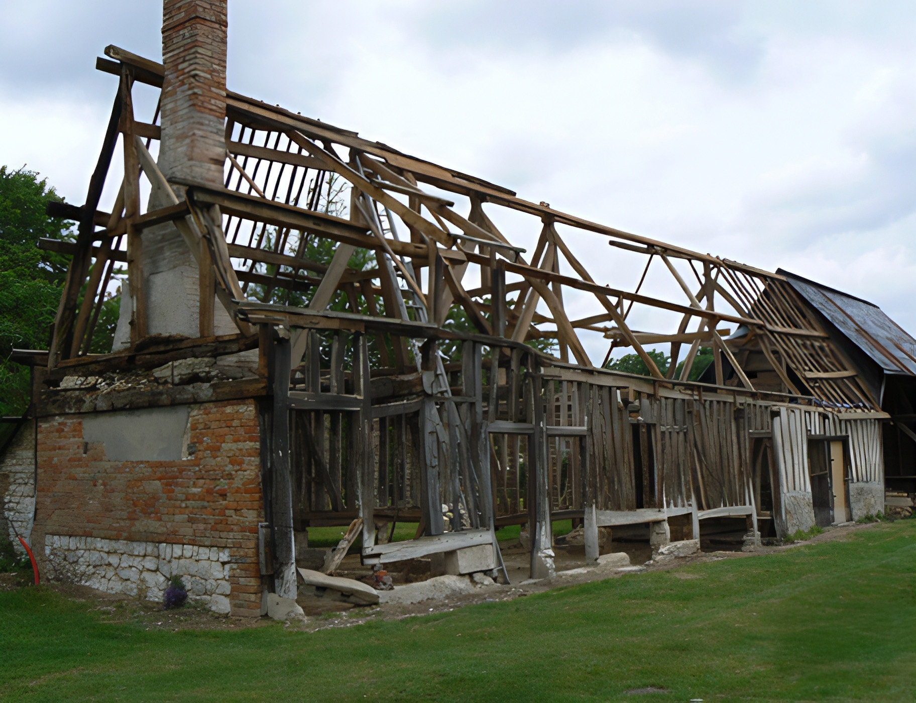 Charpente Toiture Cannes - Avant